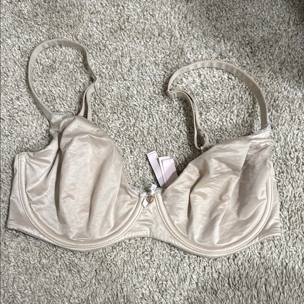 Cream Body By Victoria Unlined Demi Underwire Bra with Adjustable Straps